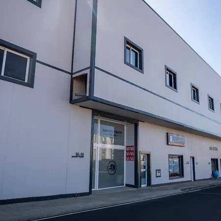 Edificio Prieto Viv 2e アパート